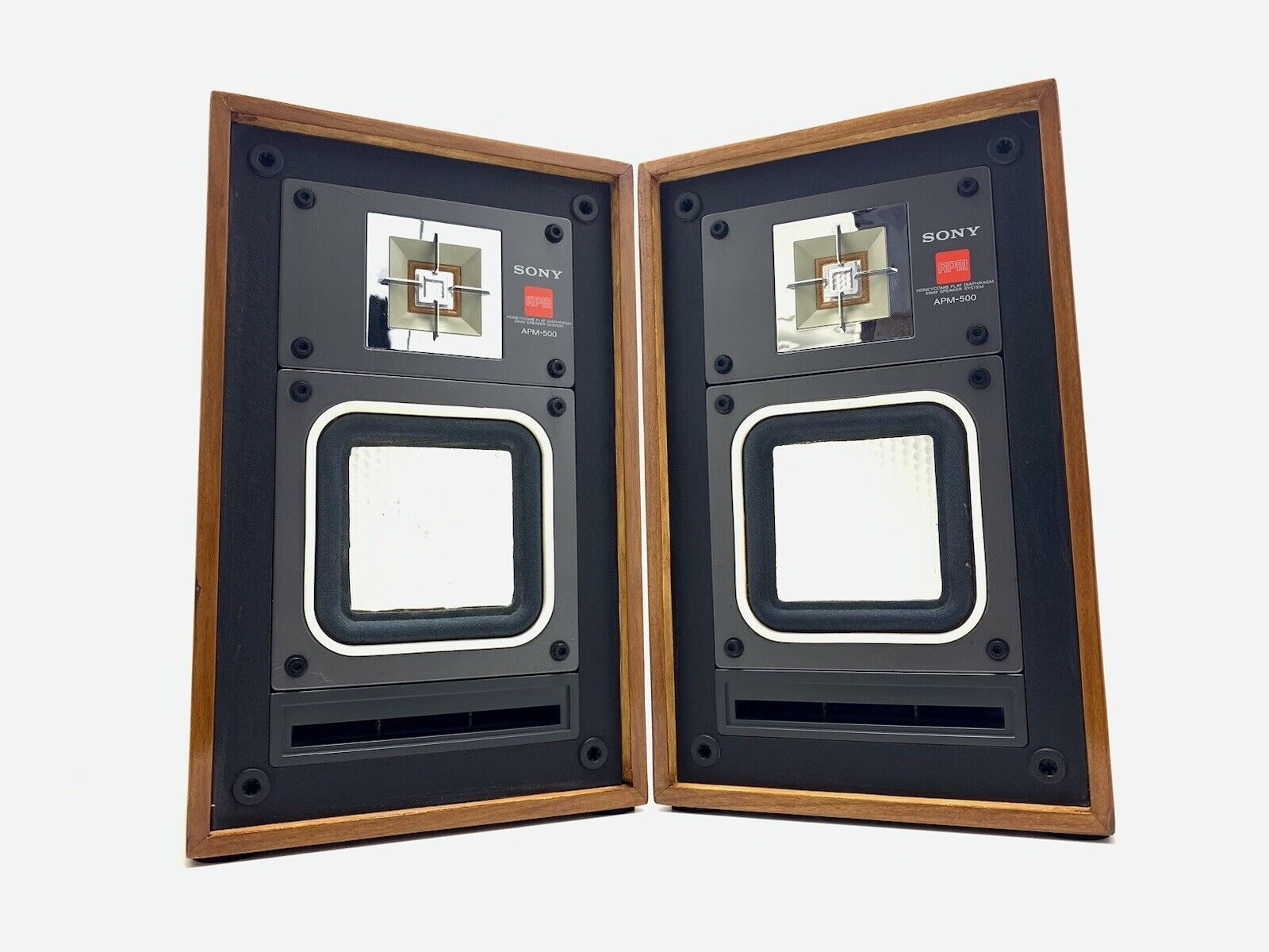 SONY APM 500 Speaker 2 Way System 50 Watts Vintage NEW WOOD BOX Good Look