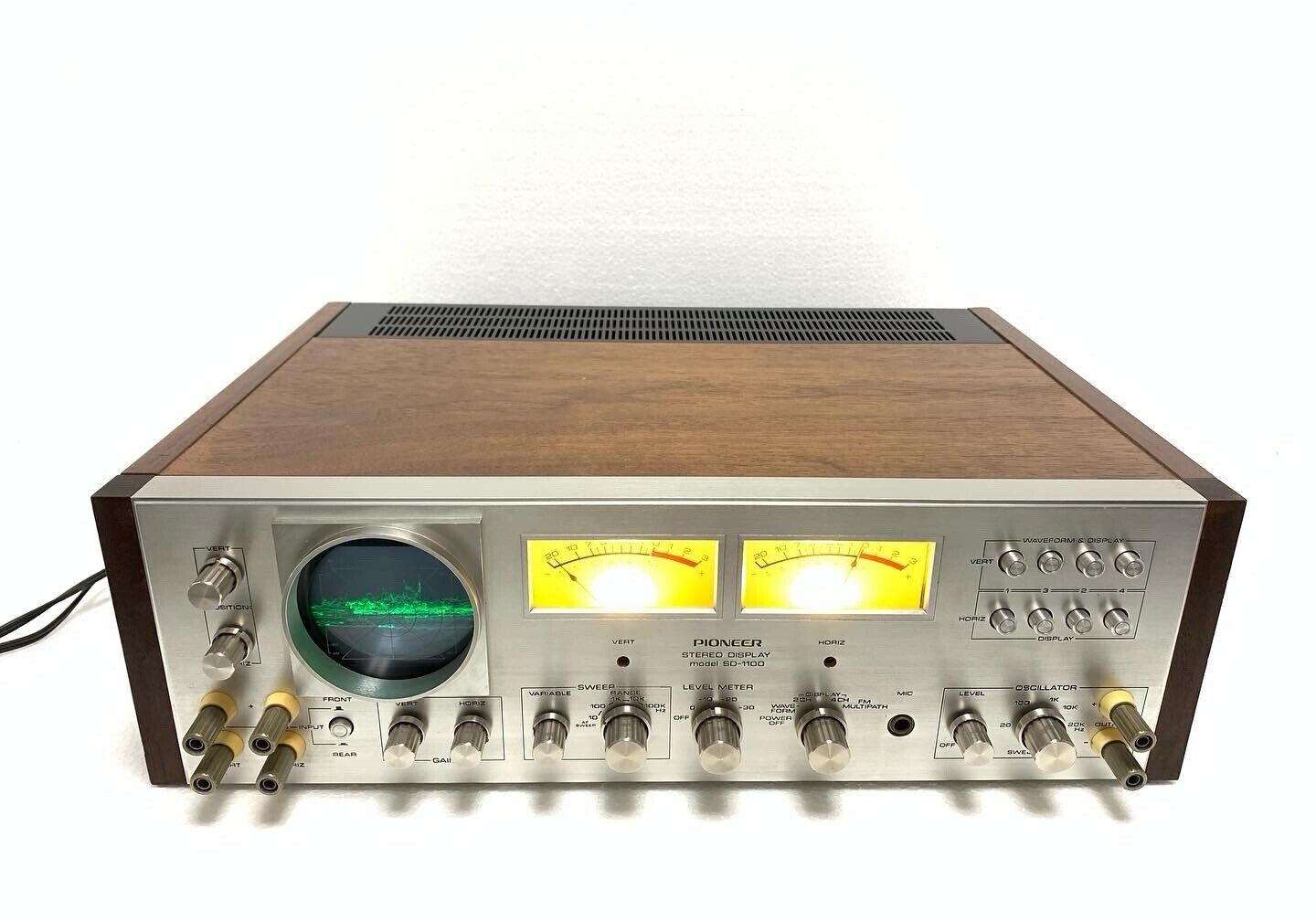 PIONEER SD-1100 Stereo Display Audio Scope VERY RARE Vintage 1972 WORK Good Look