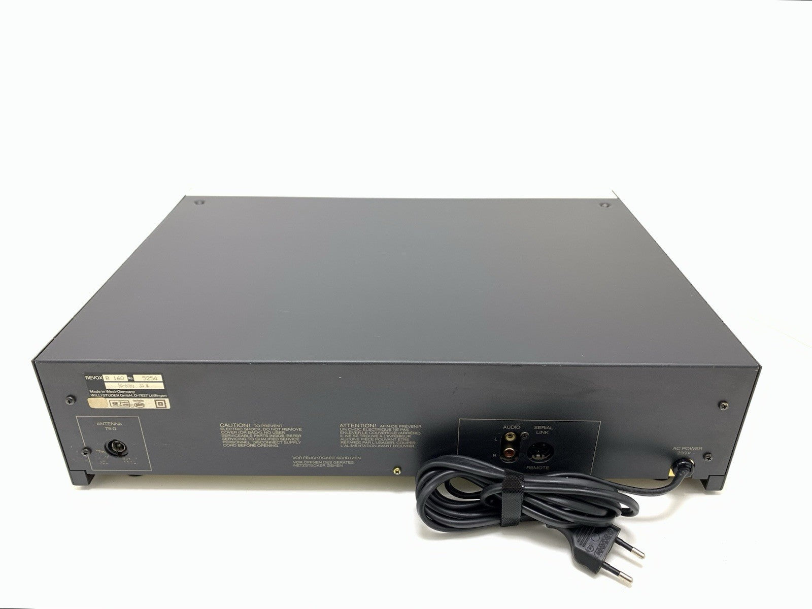 STUDER REVOX B 160 Stereo FM RDS Tuner High End Vintage 1988 WORKING Good Look