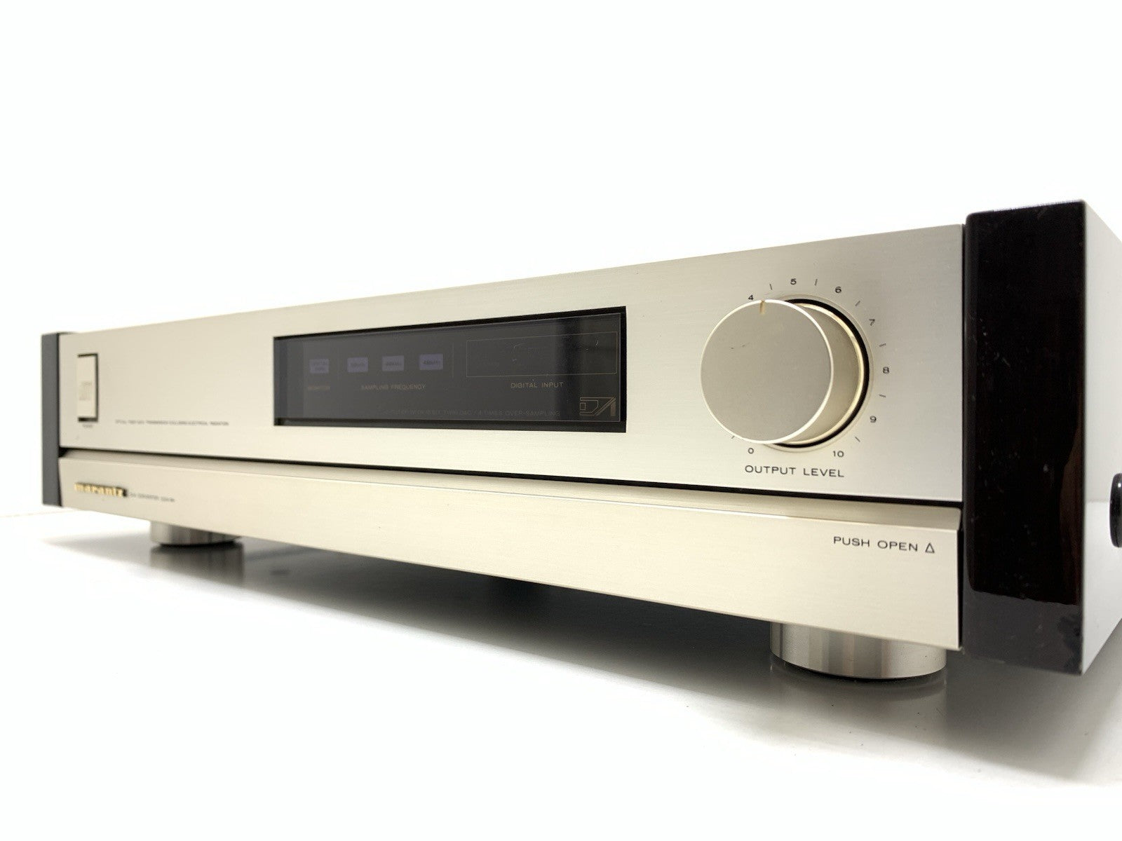 Marantz CDA 94 DAC High End Digital to Analogue Converter Reference Model 1986