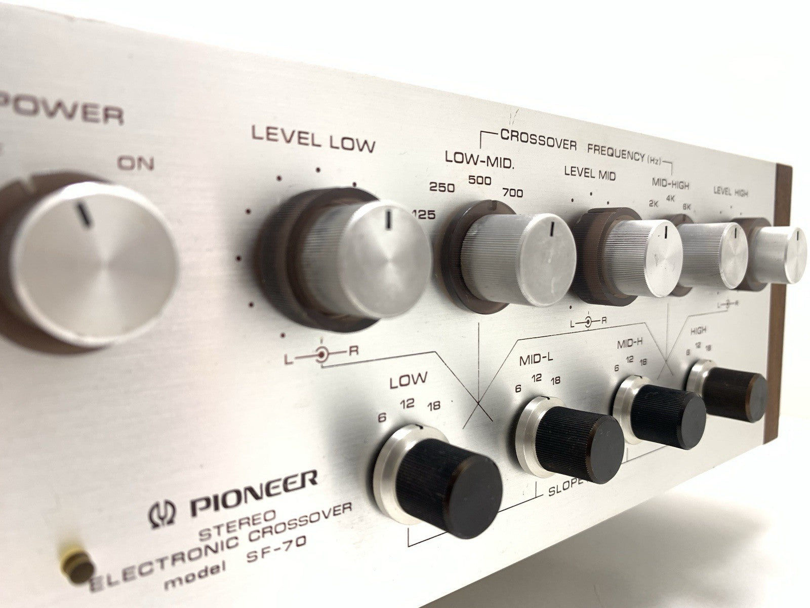 PIONEER SF 70 SF 700 ELECTRONIC CROSSOVER 3/2 Way Vintage 1969 WORK Good Look