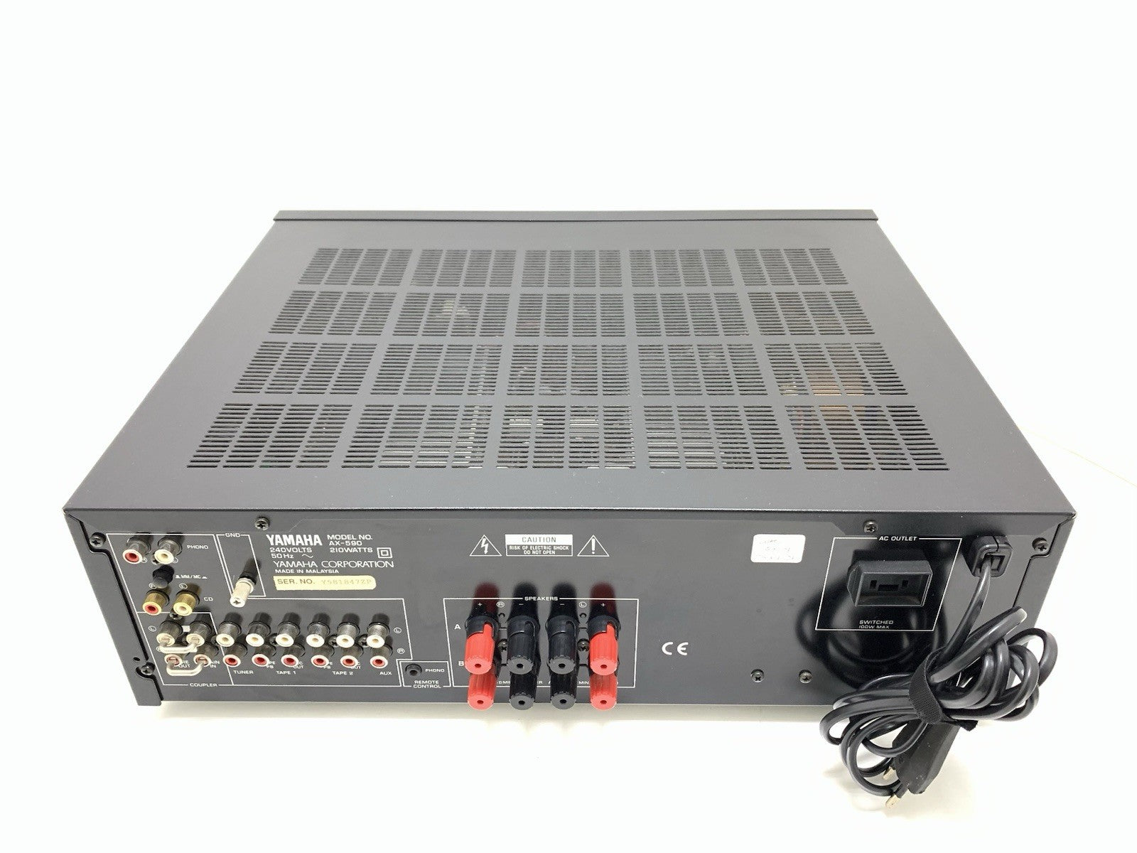 YAMAHA AX 590 Integrated Stereo Amplifier 2X 100Watts RMS Vintage 1995 Good Look