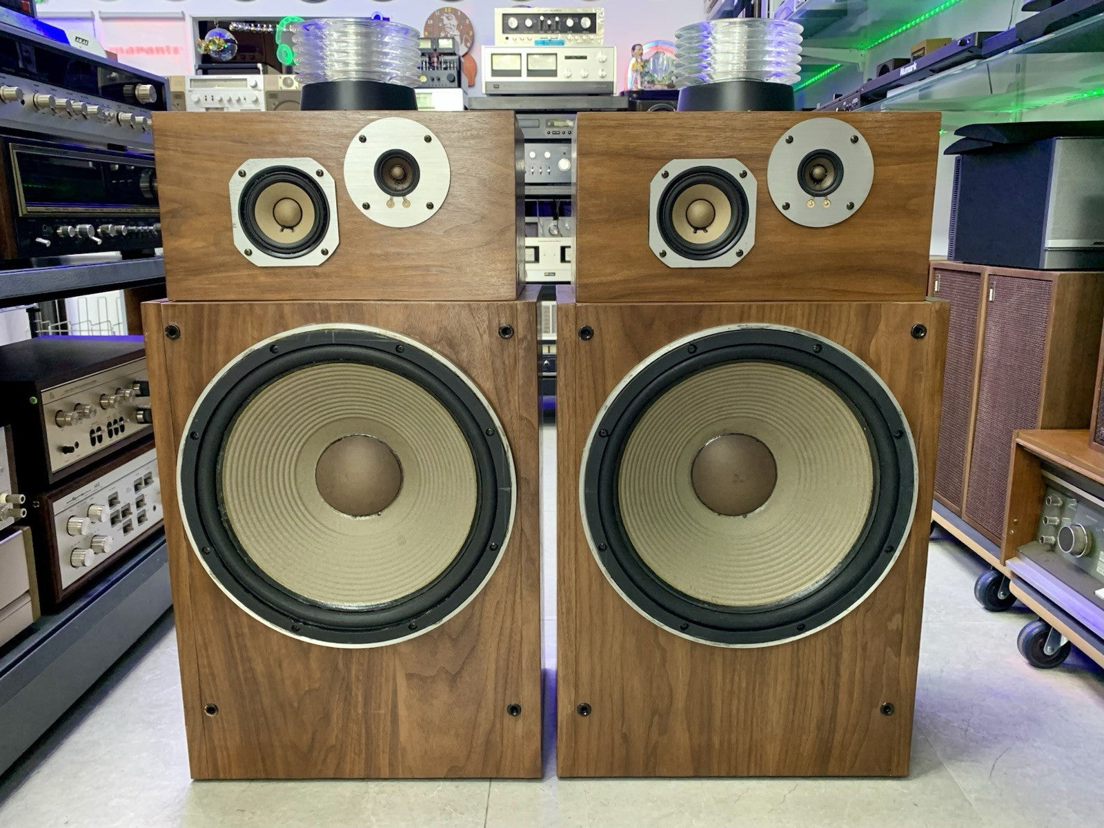 PIONEER HPM 1500 High End SPEAKERS 4 Way 125 Watts RMS Vintage  WORK GOOD LOOK