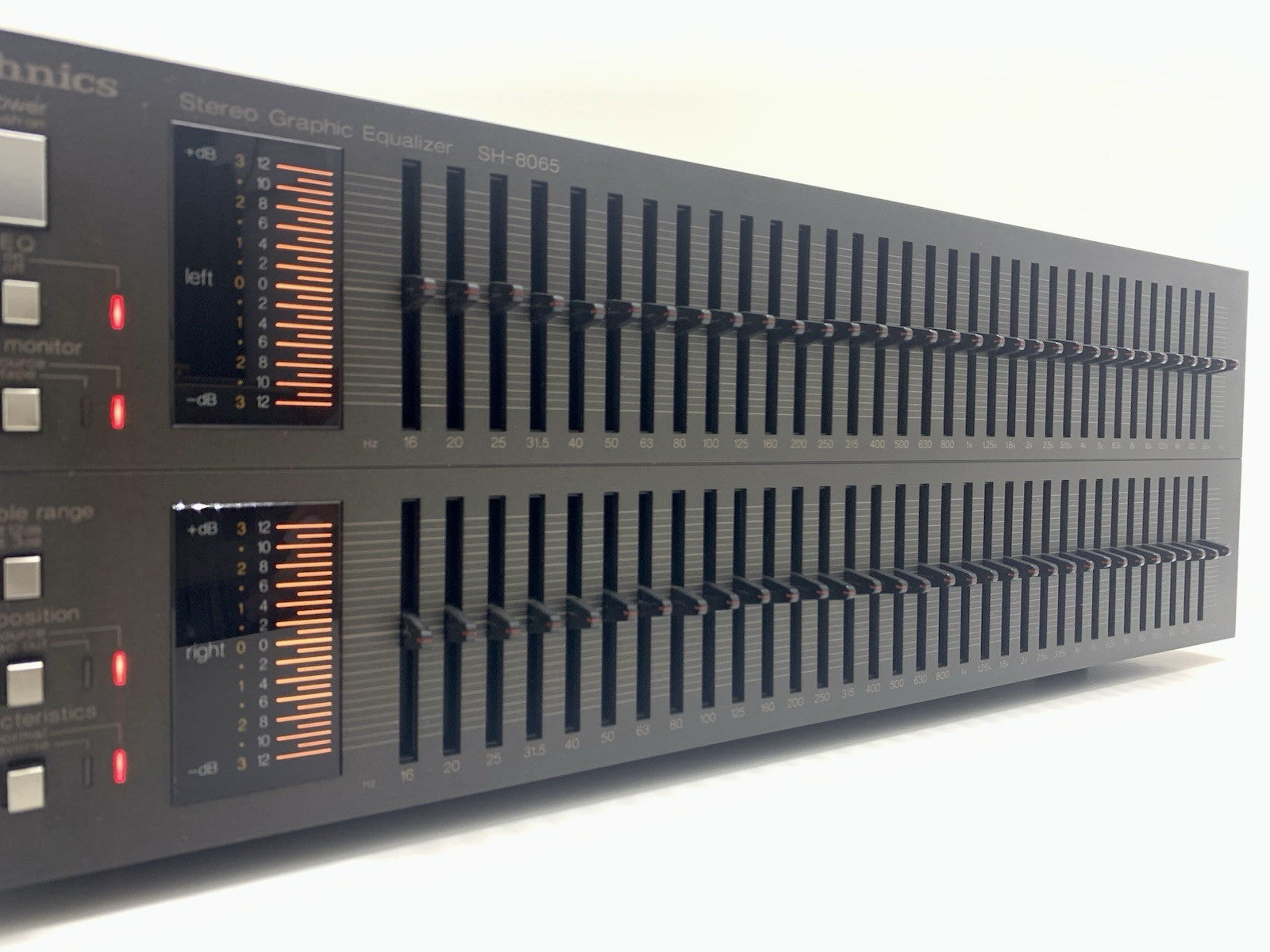 TECHNICS SH 8065 Stereo Graphic Equalizer 33 Bands Vintage 1983 Work Good Look