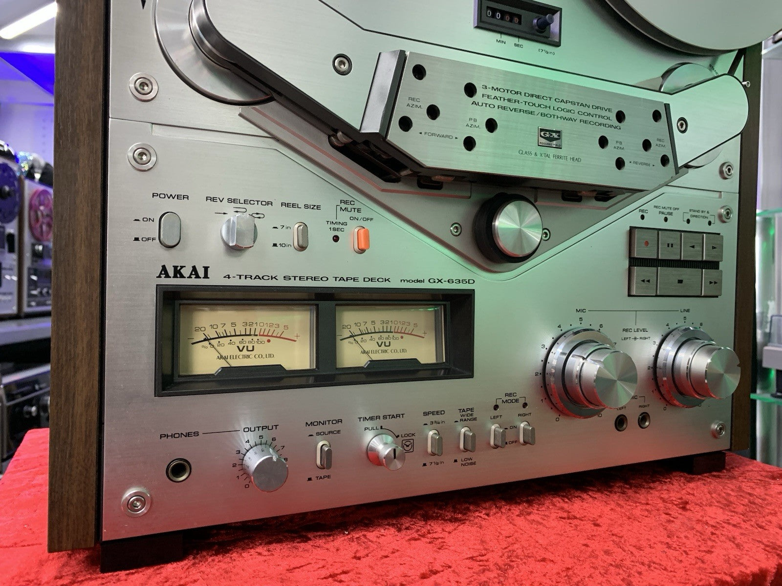 AKAI GX 635D Tape Open Reel 4 Track 10" Vintage 1978 Auto Reverse WORK Good Look