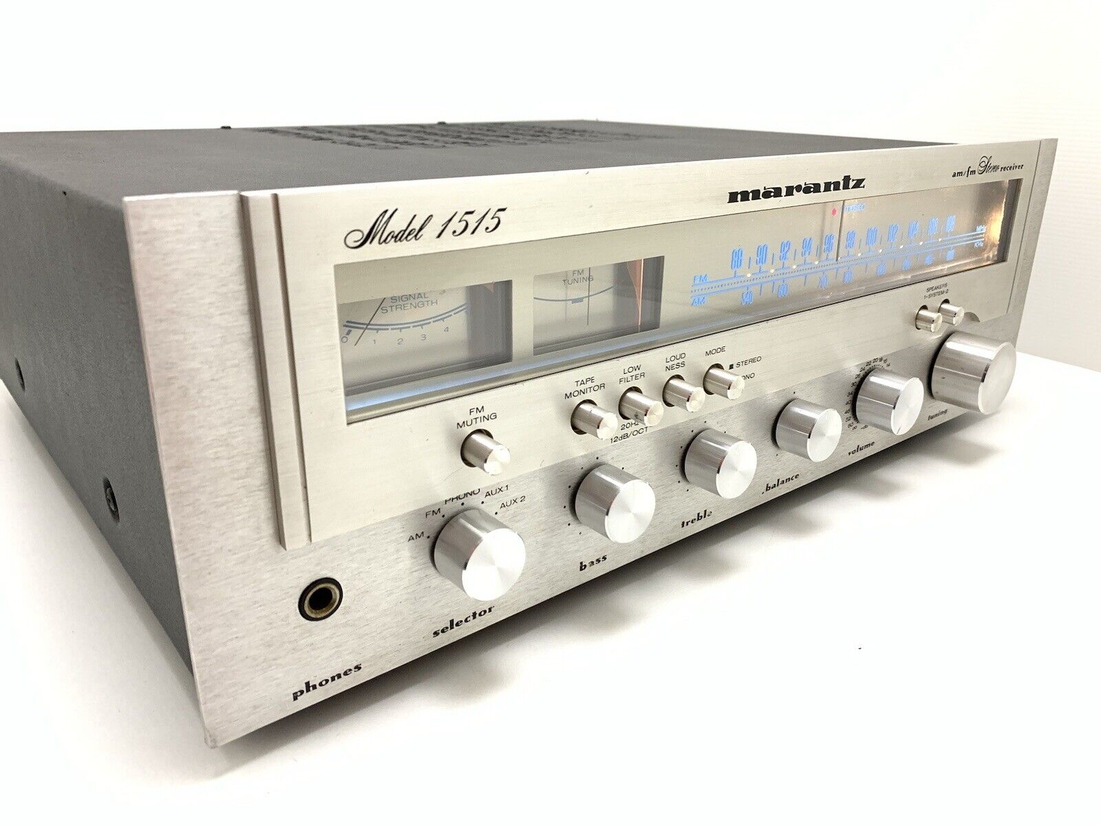 MARANTZ 1515 Stereo Receiver 30Watts RMS Vintage 1978 WORK Refurbished Good Look