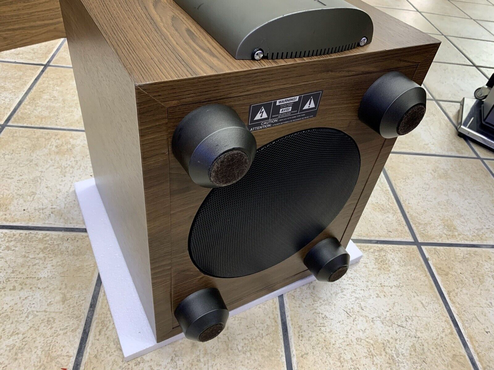 INFINITY HPS-250 SubWoofer Speaker Vintage Hi End 250 WRMS Refurbished Good Look