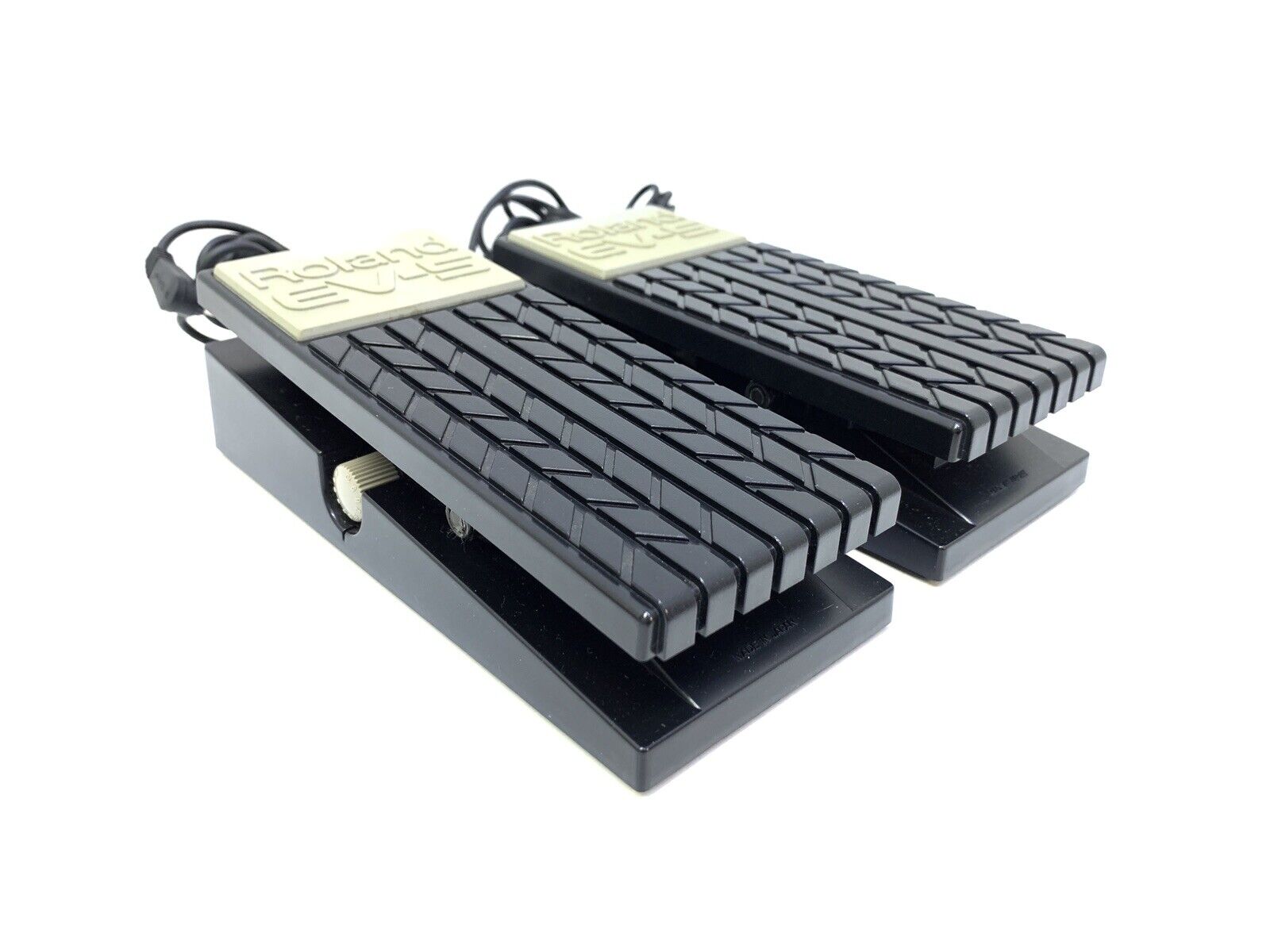 roland volume pedal ROLAND EV-5 Classic Expression Pedal 2 Units Vintage with Original Box – TechnoGold Audio & Vintage