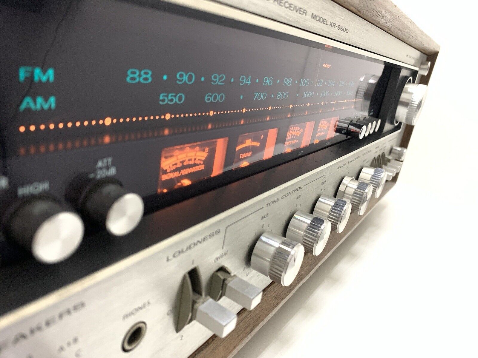 KENWOOD KR-9600 FM Stereo Receiver 2 X 160 Watts RMS Vintage 1976 WORK Good Look