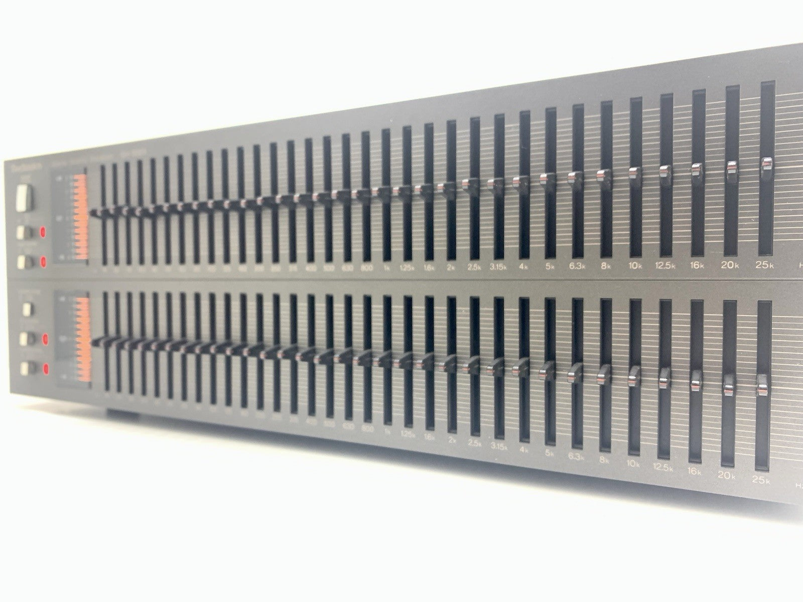 TECHNICS SH 8065 Stereo Graphic Equalizer 33 Bands Vintage 1983 Work Good Look