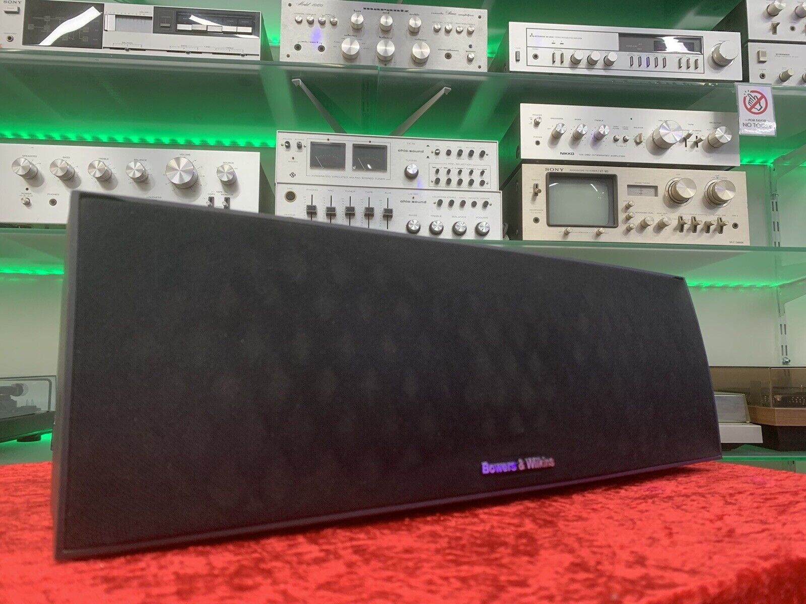 Bowers & Wilkins B&W SOLID C100 Center Speaker 200 Watts RMS High End Good Look