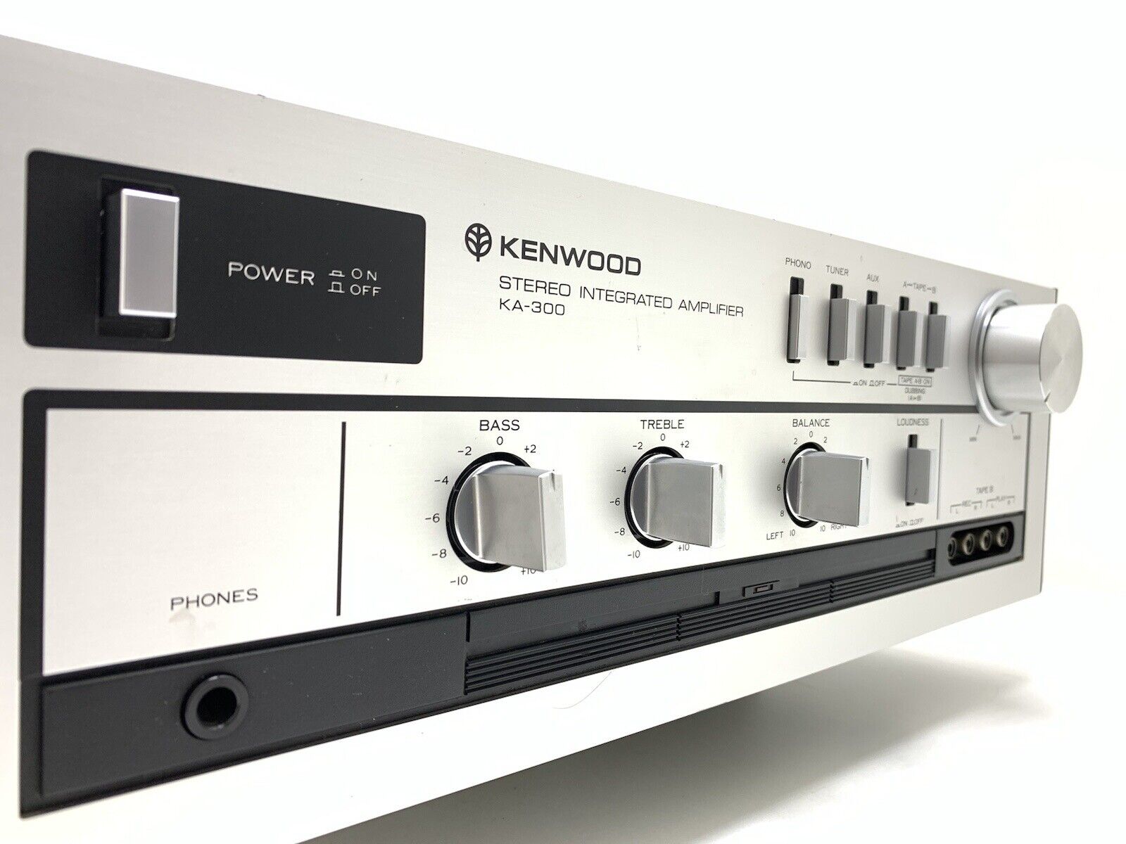 KENWOOD KA 300 Stereo Integrated Amplifier 25+25Watts RMS Vintage 1978 Good Look