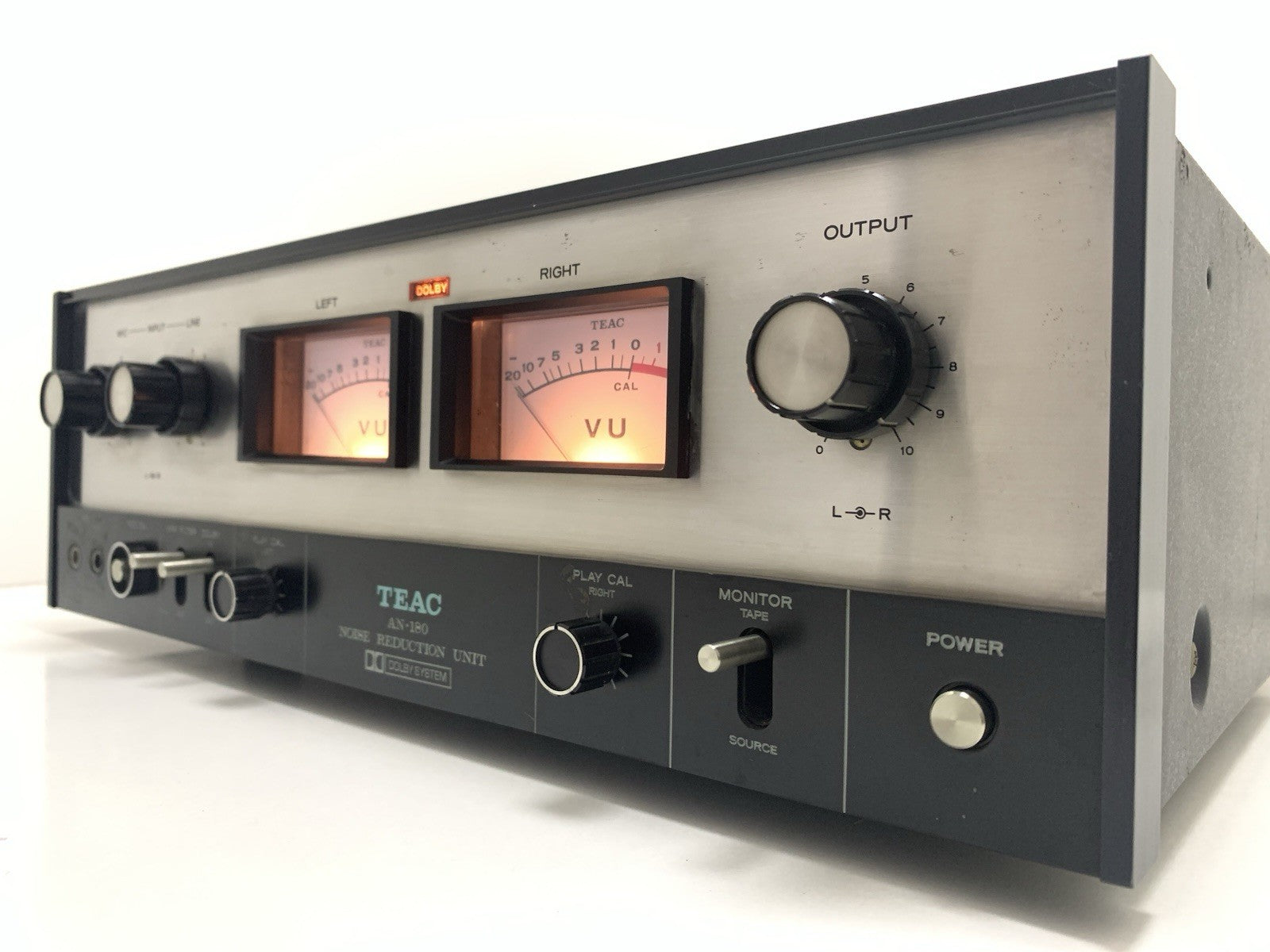 TEAC AN 180 DOLBY B Professional Noise Reduction System Vintage WORK Good Look