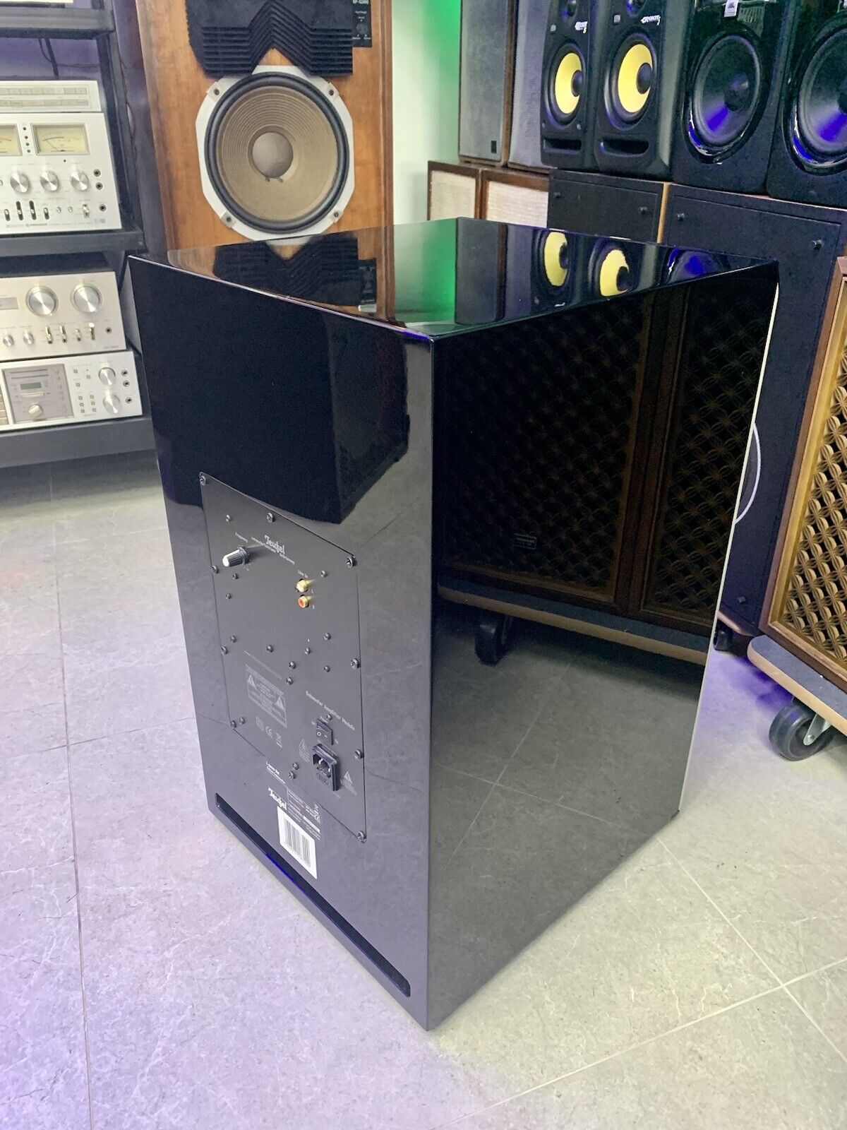 TEUFEL SubWoofer L 5200 SW Speaker 500 Watts RMS High End Work Germany Good Look