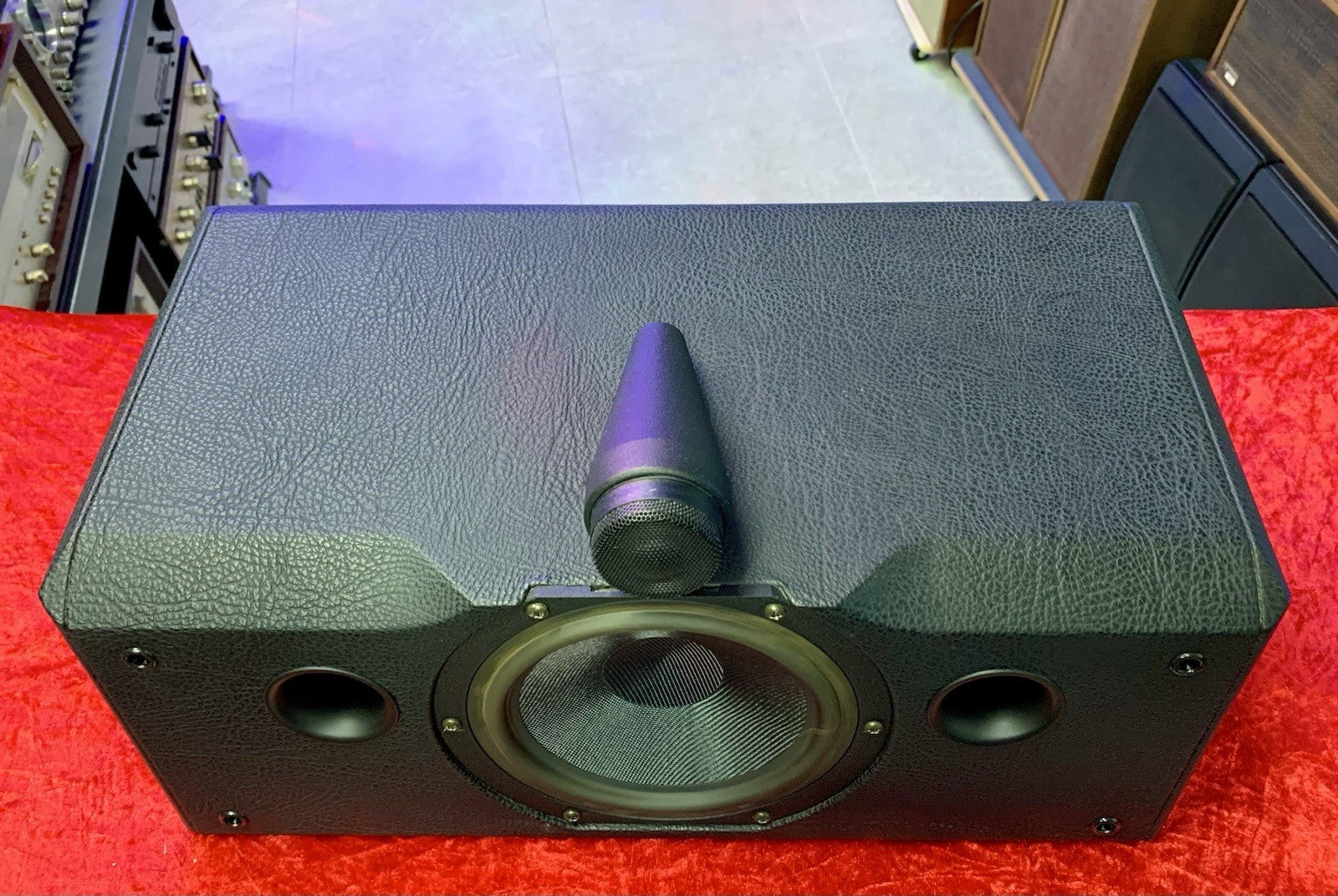 SONUS FABER SOLO HOME Center Speaker 200 Watts RMS High End Work Good Look