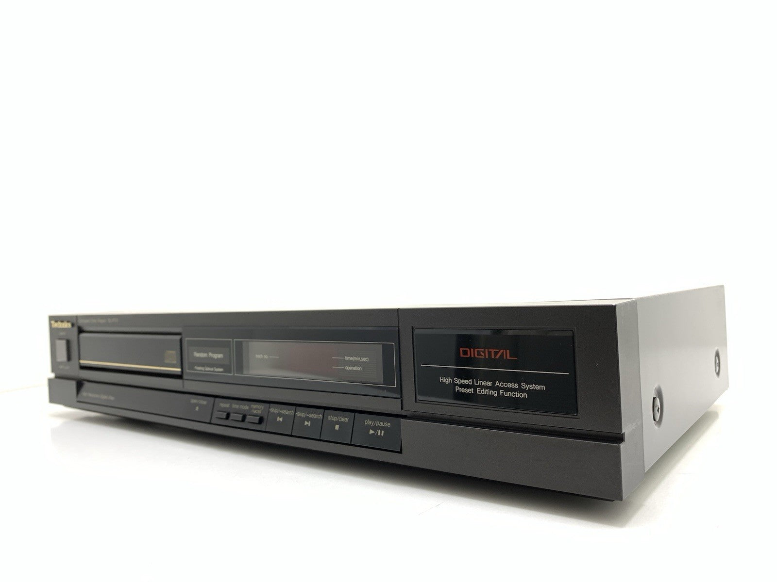 TECHNICS SL P111  CD Stereo Compact Disc Player Vintage 1987 Working Good Look