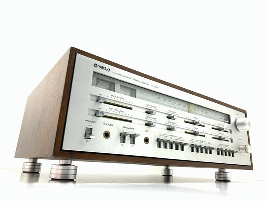 YAMAHA CR-1000 FM Stereo Receiver 70+70W RMS Vintage 1974 Refurbished Good Look