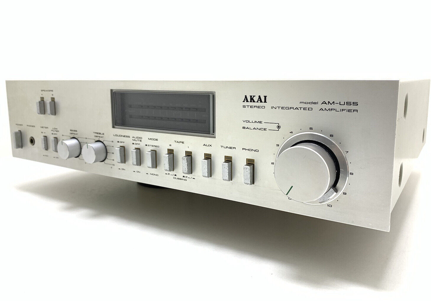 AKAI AM-U55 Stereo Integrated Amplifier 55+55 WRMS Vintage 1981 Work Good Look