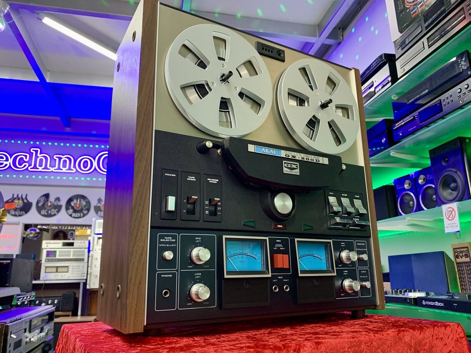AKAI GX 260D Tape Reel to Reel 4Track 7" Vintage 1973 AutoReverse WORK Good Look