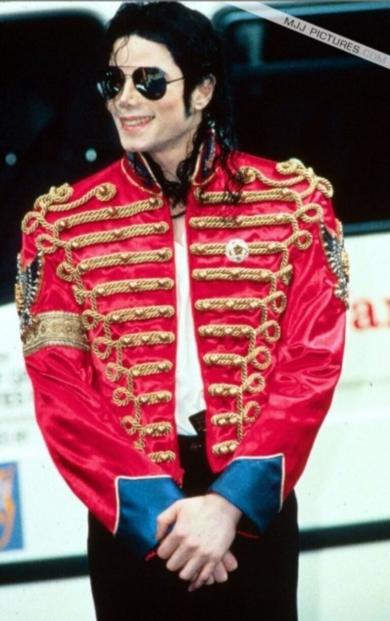 MICHAEL JACKSON Figure Mannequin DOLL REAL SIZE 1,8m Unique Piece in the WORLD