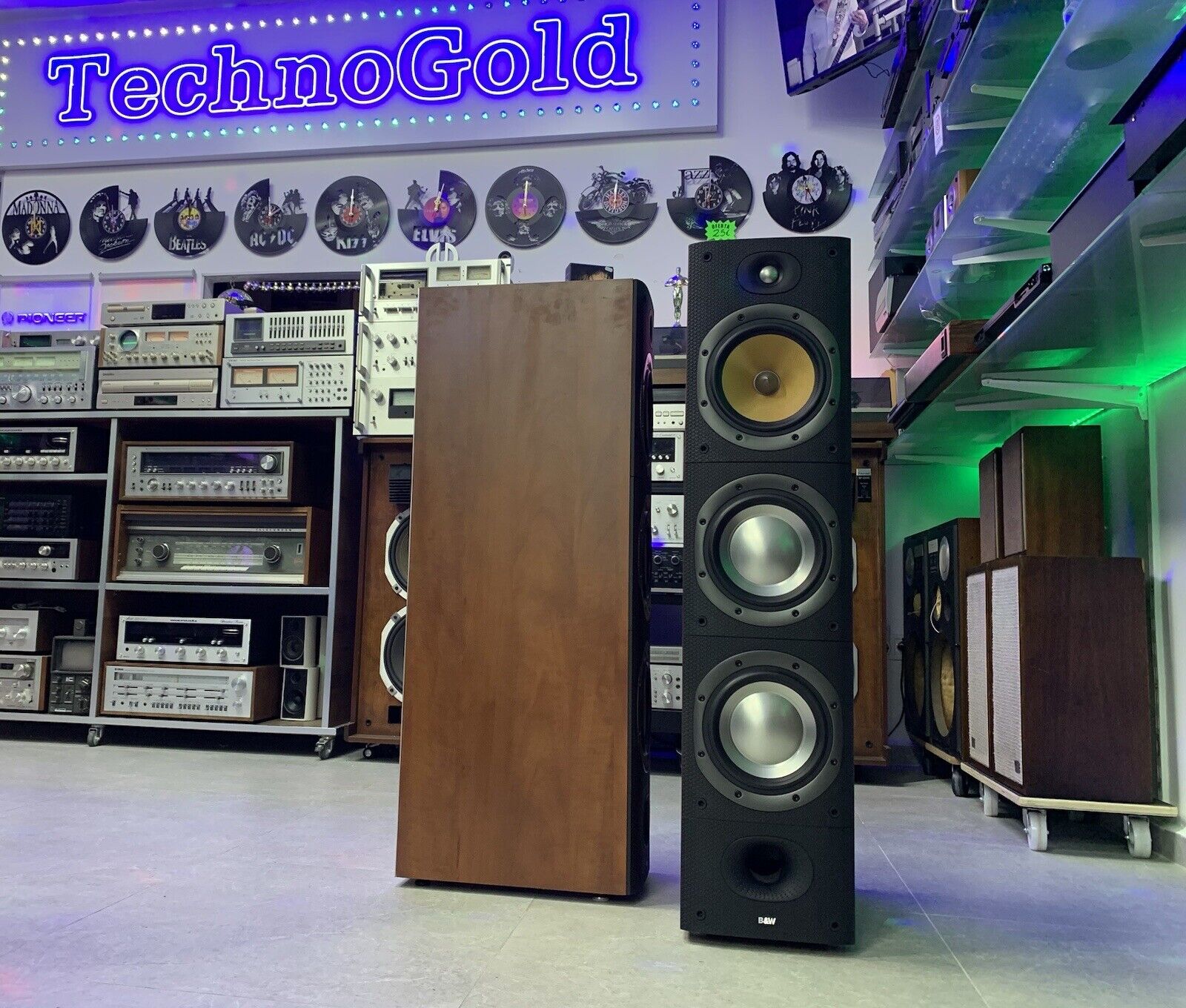 BOWERS & WILKINS B&W DM 604 S3 Speaker 3 Way 200 Watts RMS Hi End WORK Good Look
