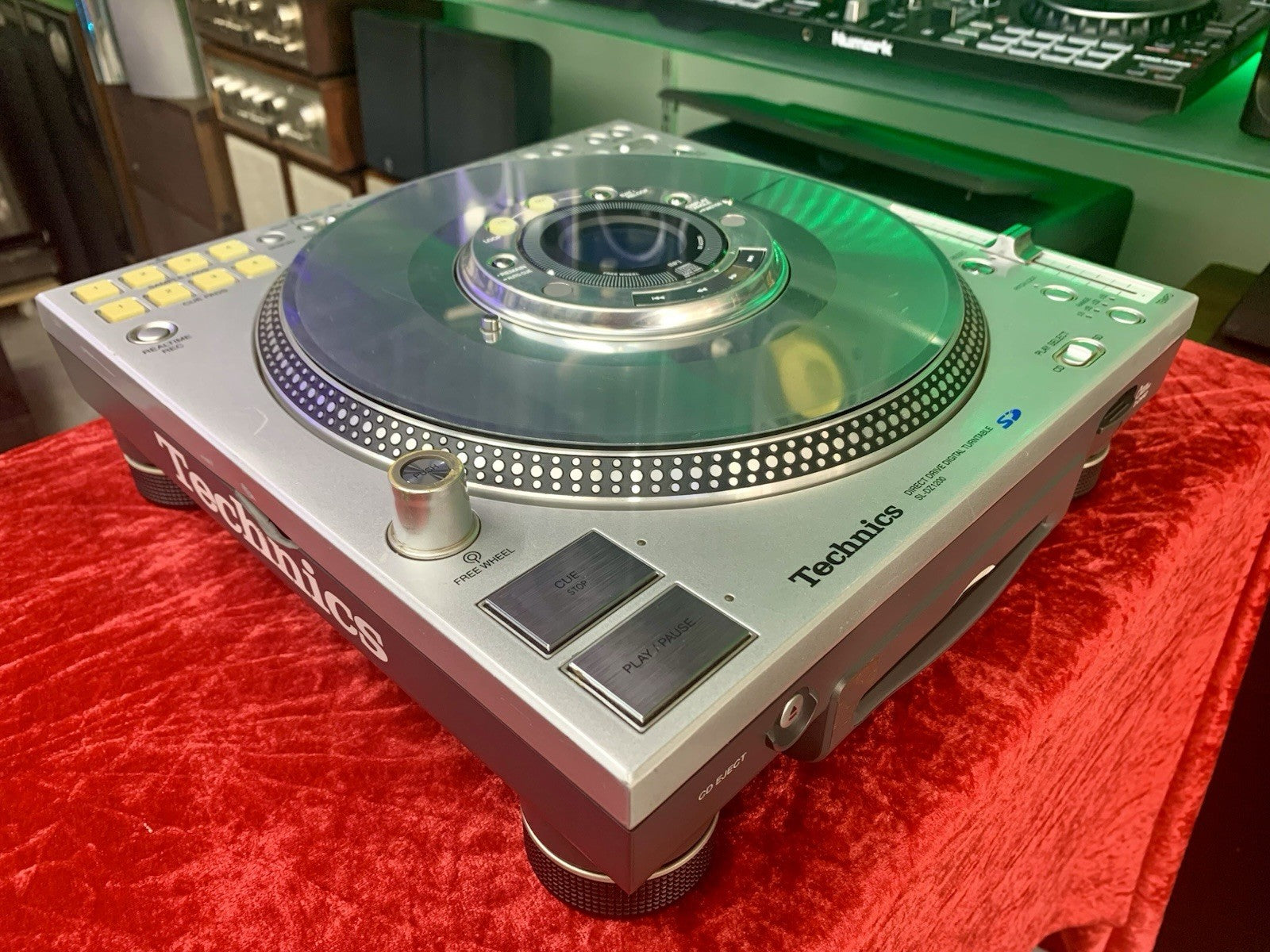 TECHNICS SL DZ1200 CDJ Stereo Compact Disc Player Vintage 2004 Working Good Look