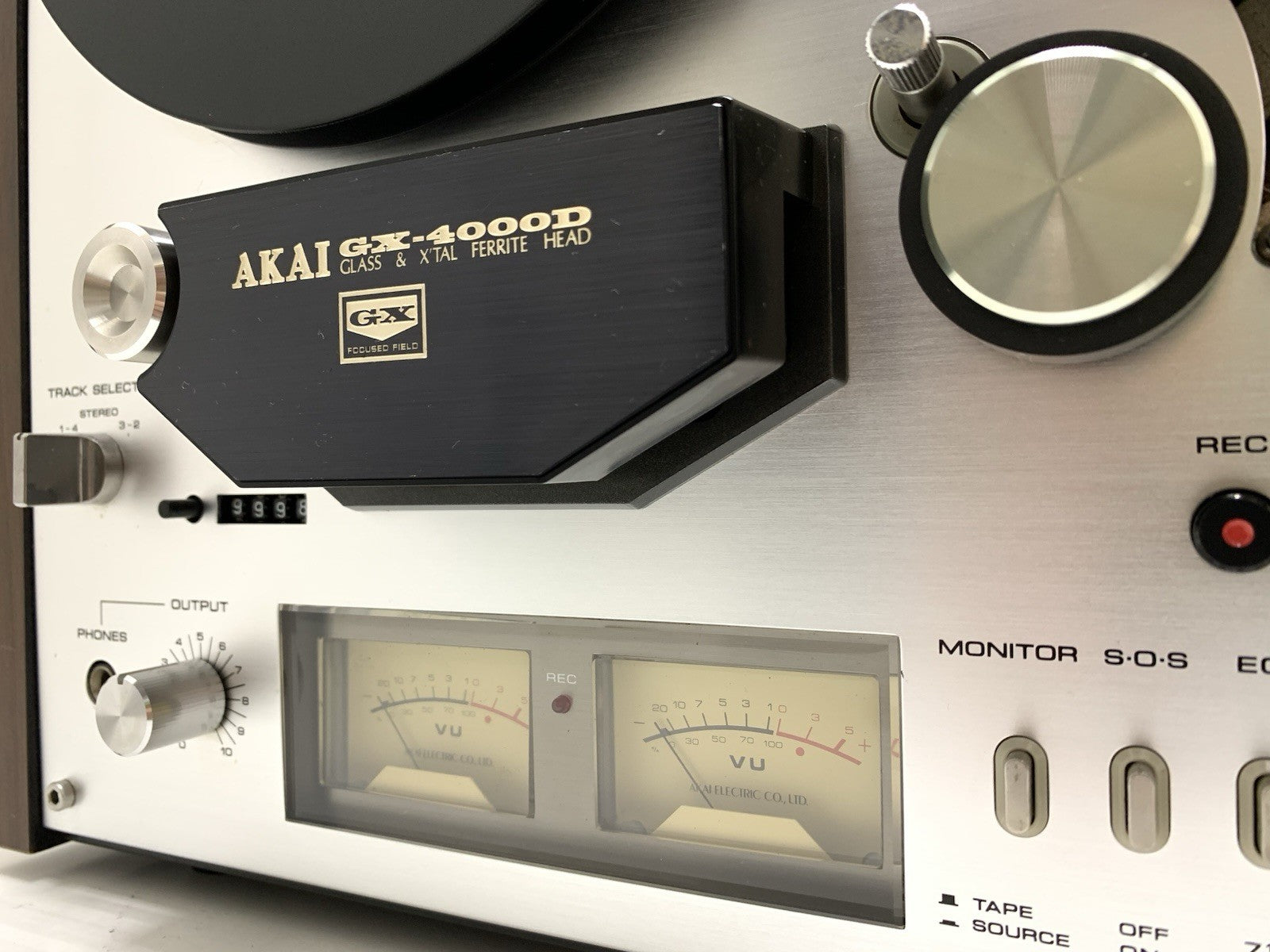 AKAI GX 4000D Reel to Reel Stereo 3Head 4 Track Tape Vintage 1976 WORK Good Look