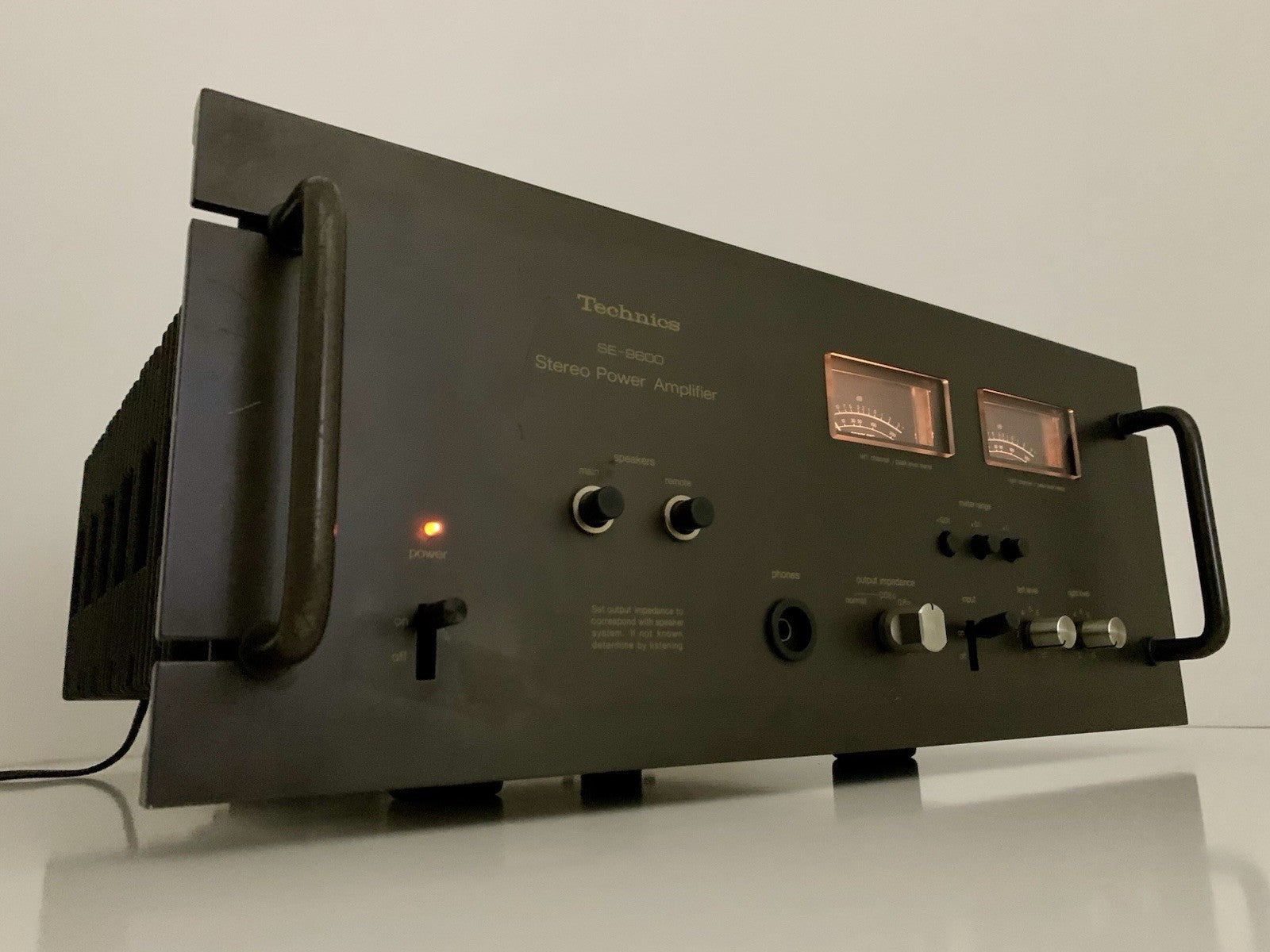 TECHNICS SE 9600 Power Amplifier 2 X 110 Watts RMS Vintage 1975 WORK GOOD LOOK