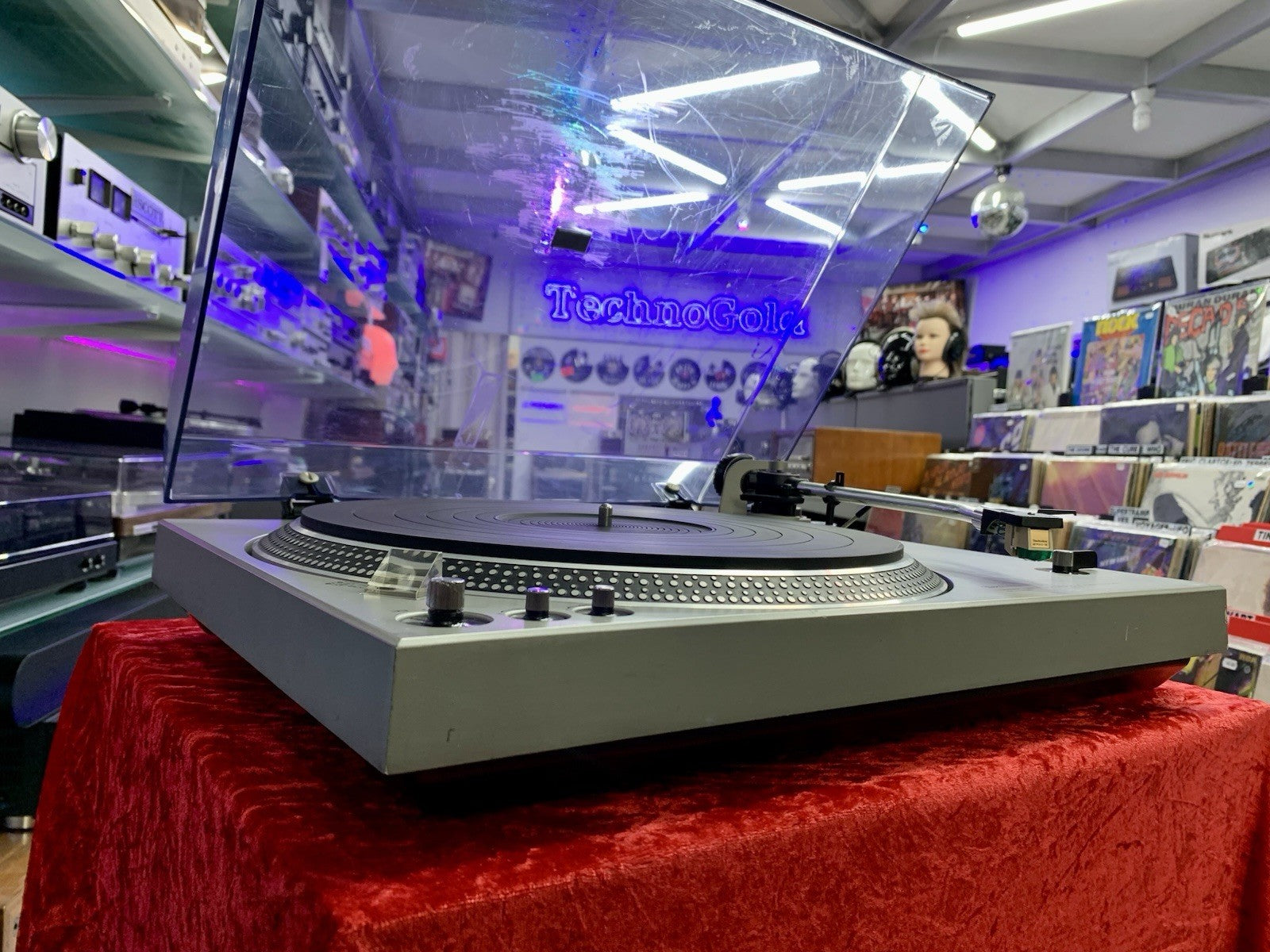 Technics SL 1700 Direct Drive Automatic Turntable VINTAGE 1976