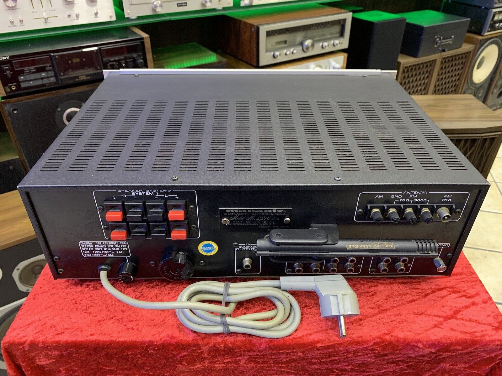 MARANTZ 2216B Stereo Receiver 32 Watts RMS Vintage 1977-80 RARE WORK Good Look