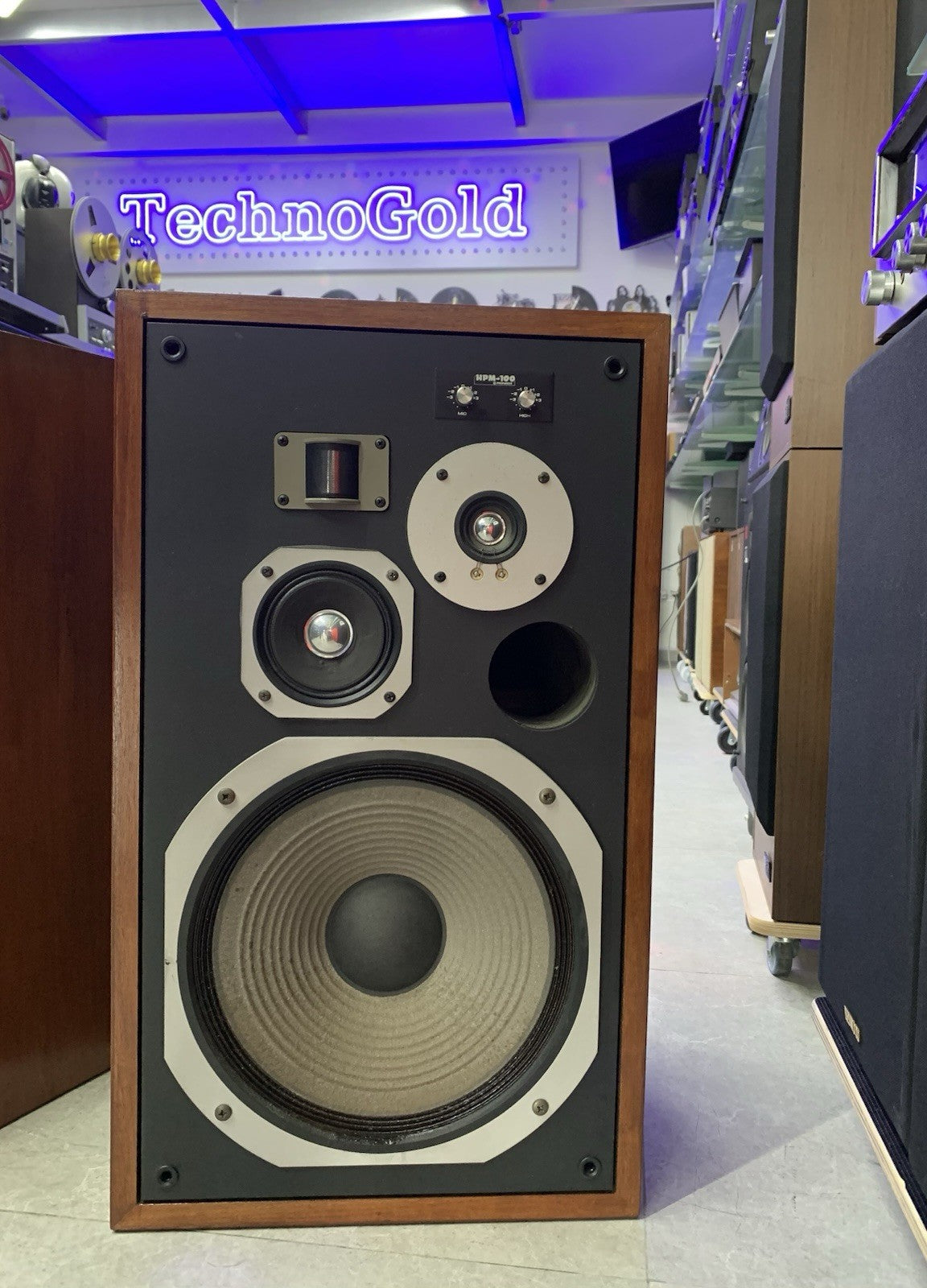 PIONEER HPM 100 Original 4Way SPEAKERS 100 Watts RMS Vintage 1976 WORK GOOD LOOK