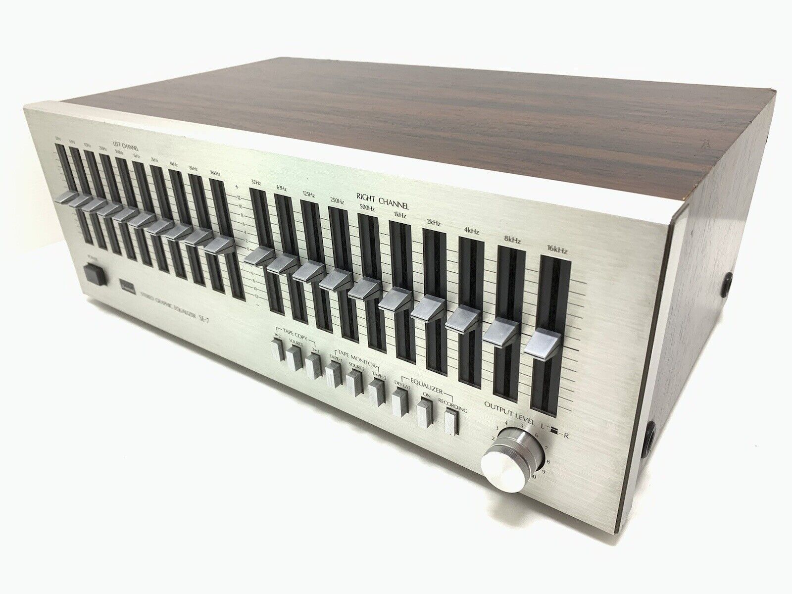 SANSUI SE-7 Stereo Graphic Equalizer  Vintage 1979  Wood WORK PERFECT Good Look