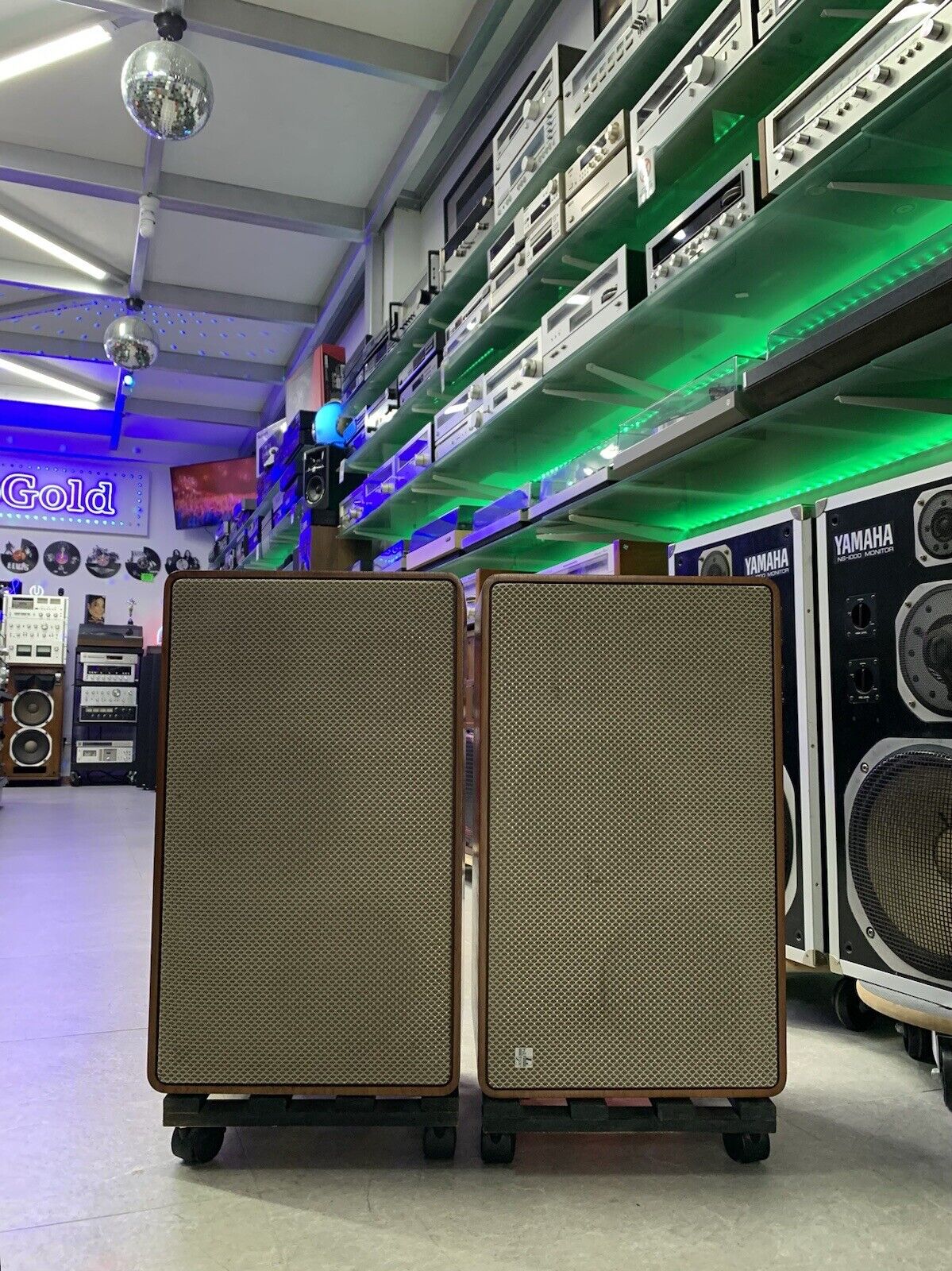 HILTON SOFTLINE SL600 Elektroakustische Geräte Speaker 70W Vintage WORK GoodLook