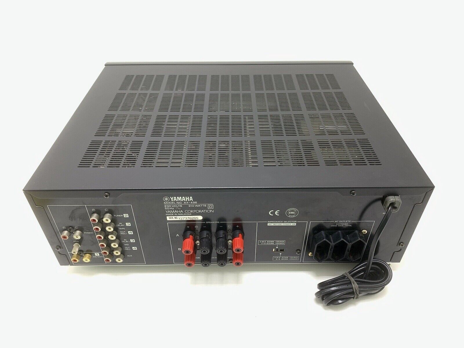 YAMAHA AX-496 Integrated Stereo Amplifier 2X 85 Watts RMS Vintage 2001 Good Look
