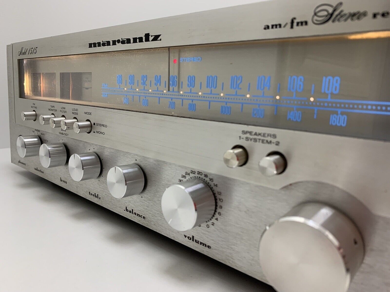 MARANTZ 1515 Stereo Receiver 30Watts RMS Vintage 1978 WORK Refurbished Good Look