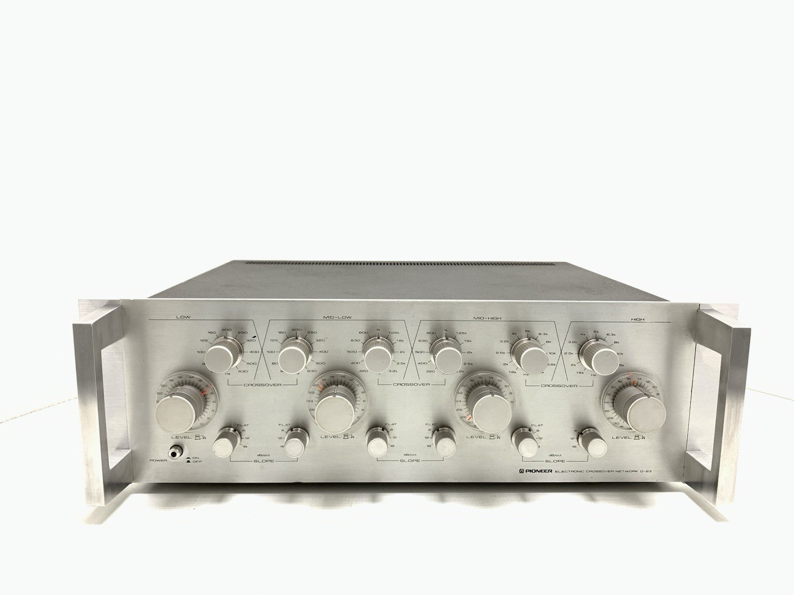 PIONEER D 23 Professional ELECTRONIC CROSSOVER with HANDLES 4 Way WORK Good Look