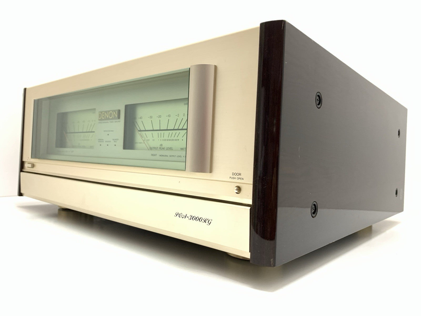 DENON POA 3000RG Stereo Power Amplifier 250+250 WRMS Vintage 1990 WORK Good Look