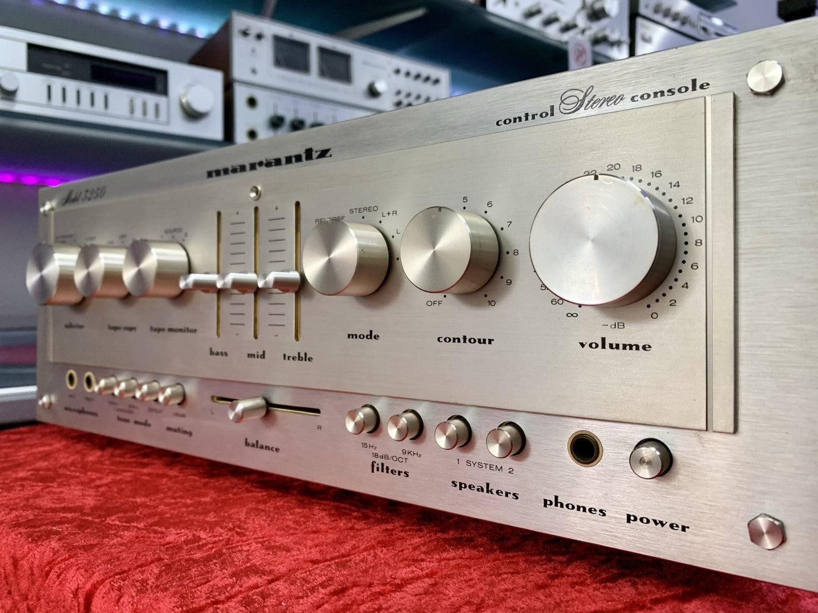MARANTZ Model 3250 Stereo Pre Amplifier Vintage 1978 High End Working Good Look