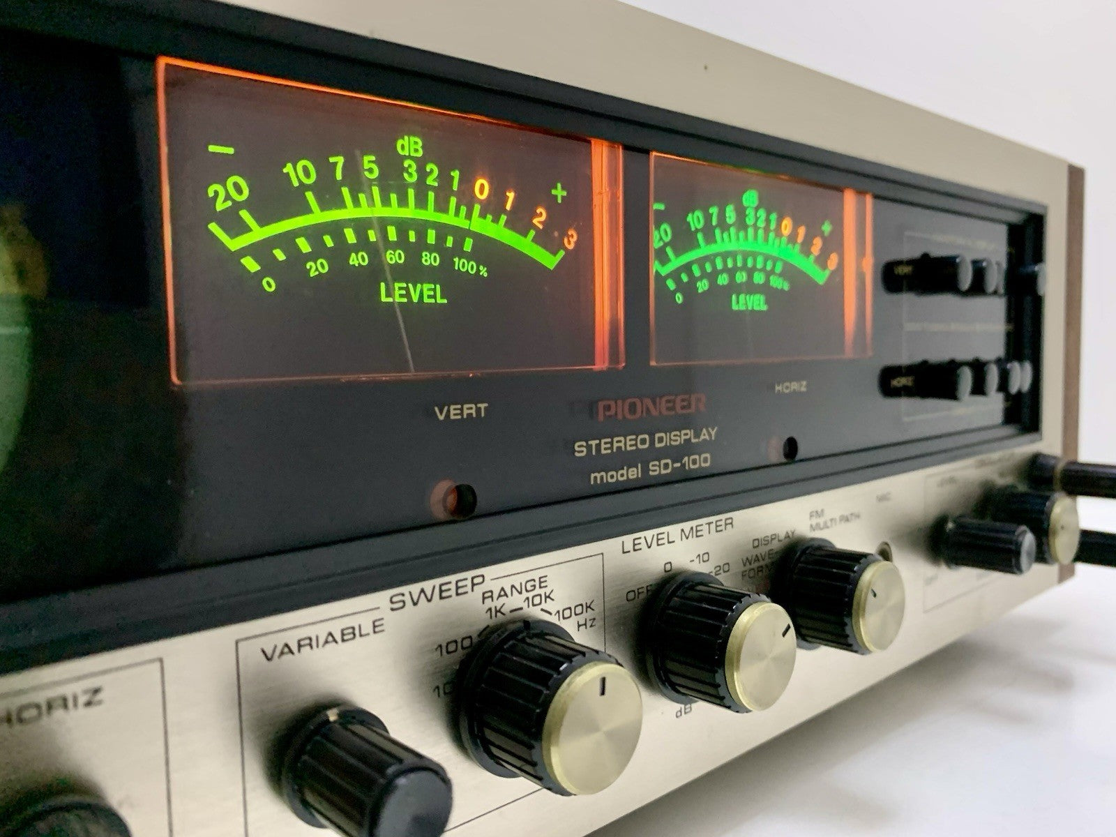 PIONEER SD 100 Stereo Display Audio Scope VERY RARE Vintage 1971 WORK Good Look