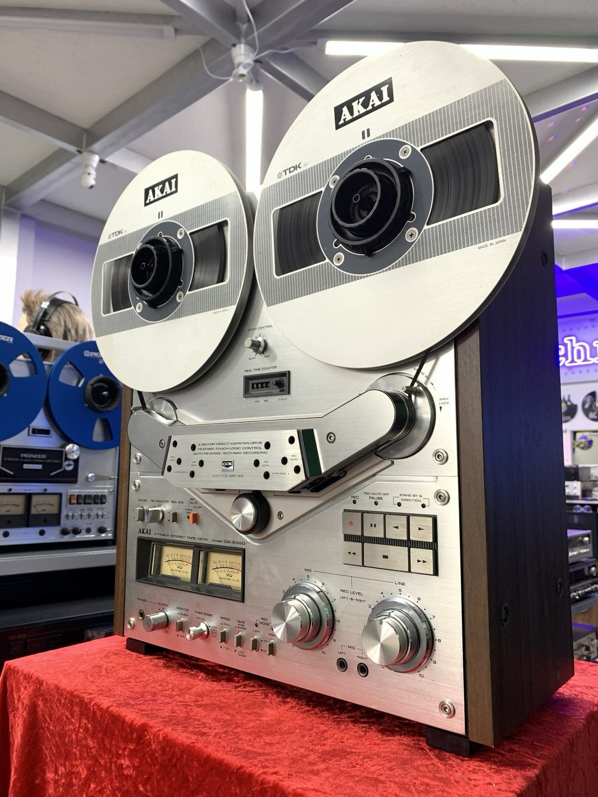 AKAI GX 635D Tape Open Reel 4 Track 10" Vintage 1978 Auto Reverse WORK Good Look