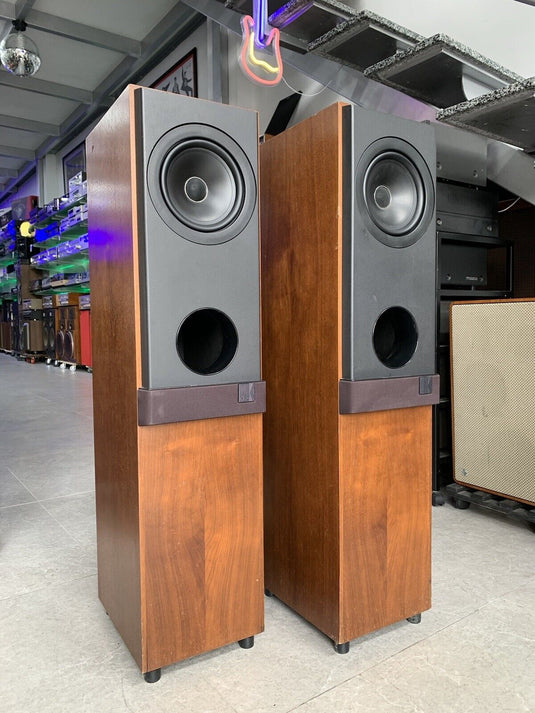 KEF REFERENCE SERIES Model 103/4S Vintage monitor Speaker 200W Work Good Look