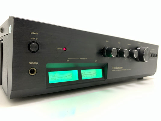 TECHNICS SU 2400 Stereo Integrated Amplifier 22+22 W RMS Vintage 1977 GOOD LOOK
