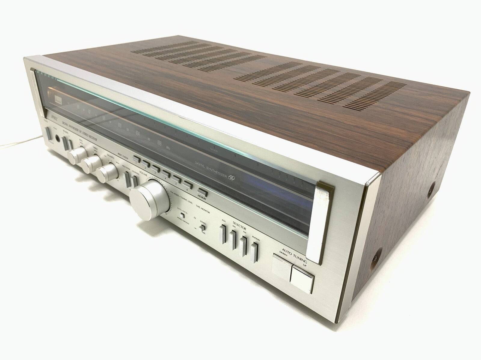 Sansui 3900Z Digital Synthesizer Dc Stereo Receiver 80WRMS Vintage 1980 Goodlook