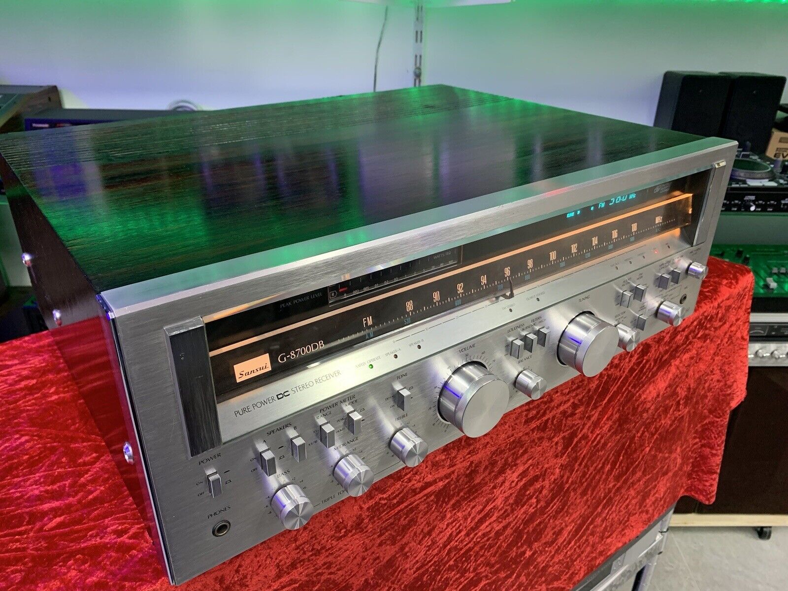 SANSUI G 8700DB Stereo Receiver 2X 160 Watts RMS Vintage