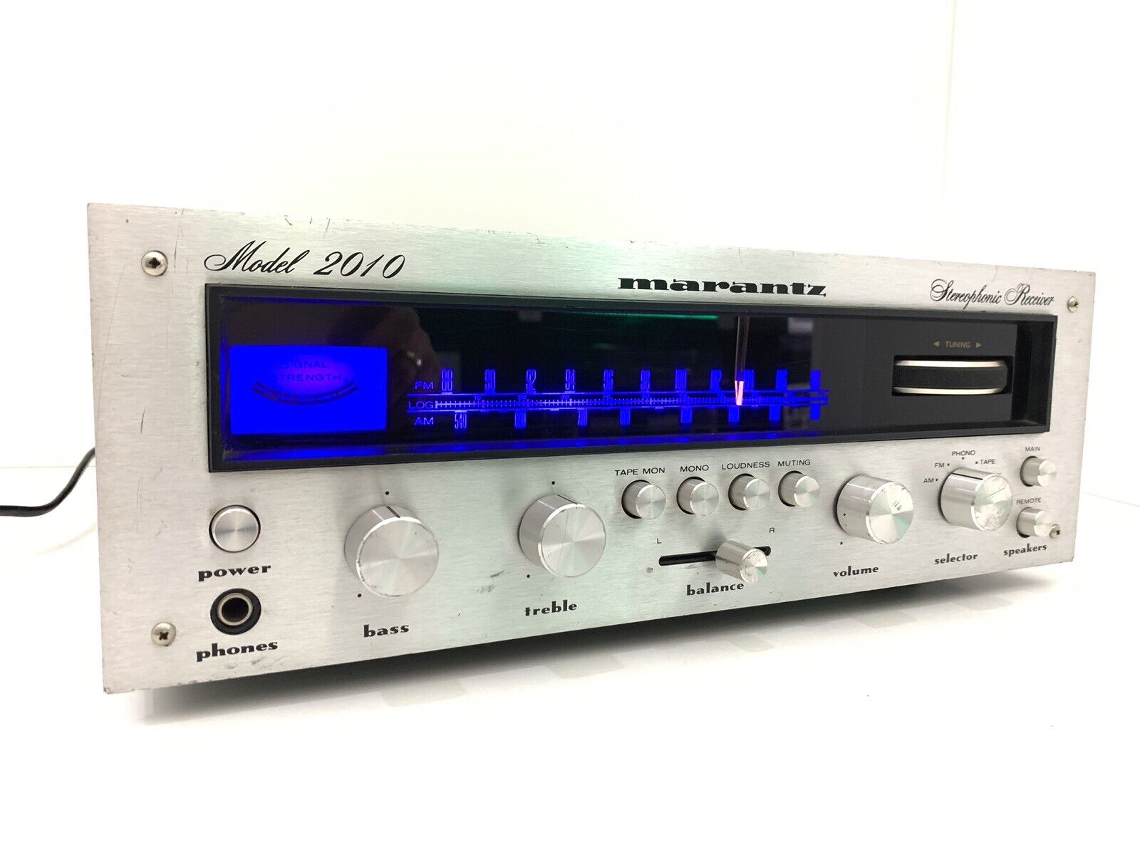 MARANTZ Stereophonic Receiver 2010 Rare Vintage 20Watts RMS Refurbished Like New