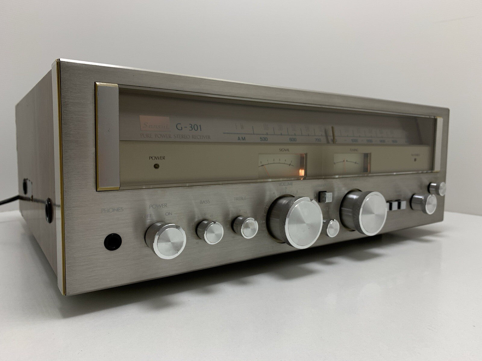 Sansui G 301/G-3000 Stereo Receiver 26+26Watts RMS Vintage 1978 Work Good Look