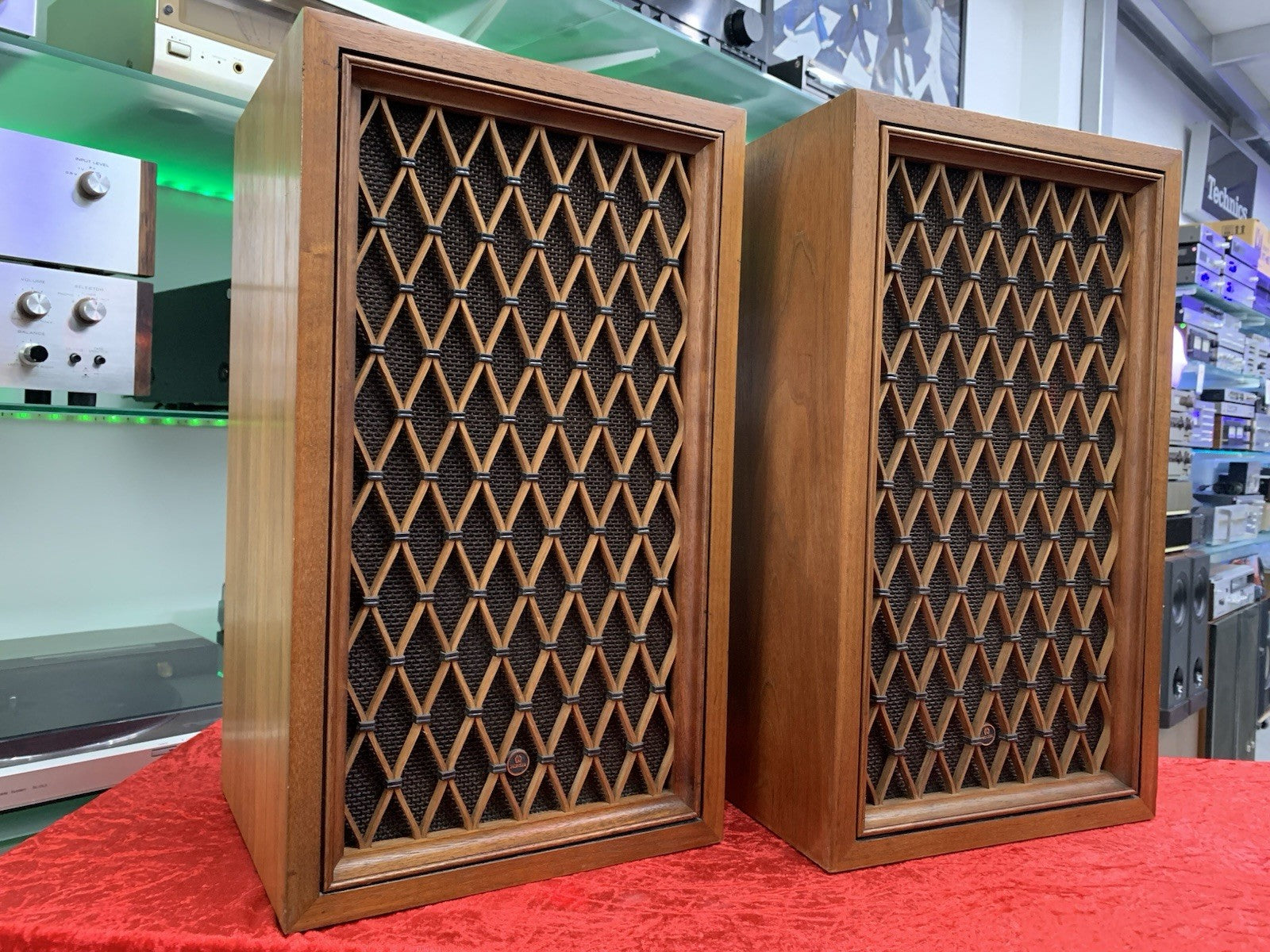 PIONEER CS 44 SPEAKERS 2 Way 25 Watts RMS Vintage 1970 Original WORK GOOD LOOK