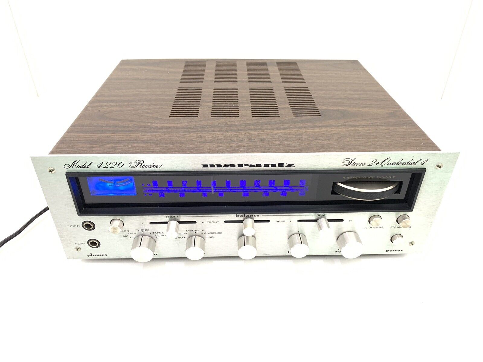 MARANTZ 4220 Receiver Stereo Quadradial Hi End 40 Wats RMS Vintage 1975 LIKE NEW