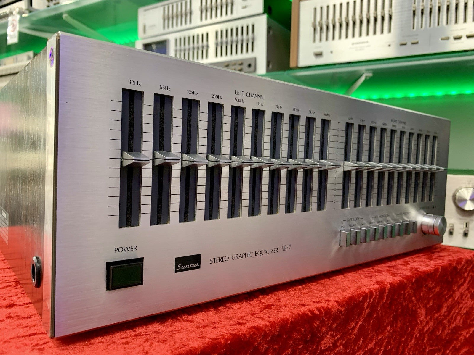 Sansui SE-7 Stereo Graphic Equalizer Vintage 1979 Wood Work Like New Good Look