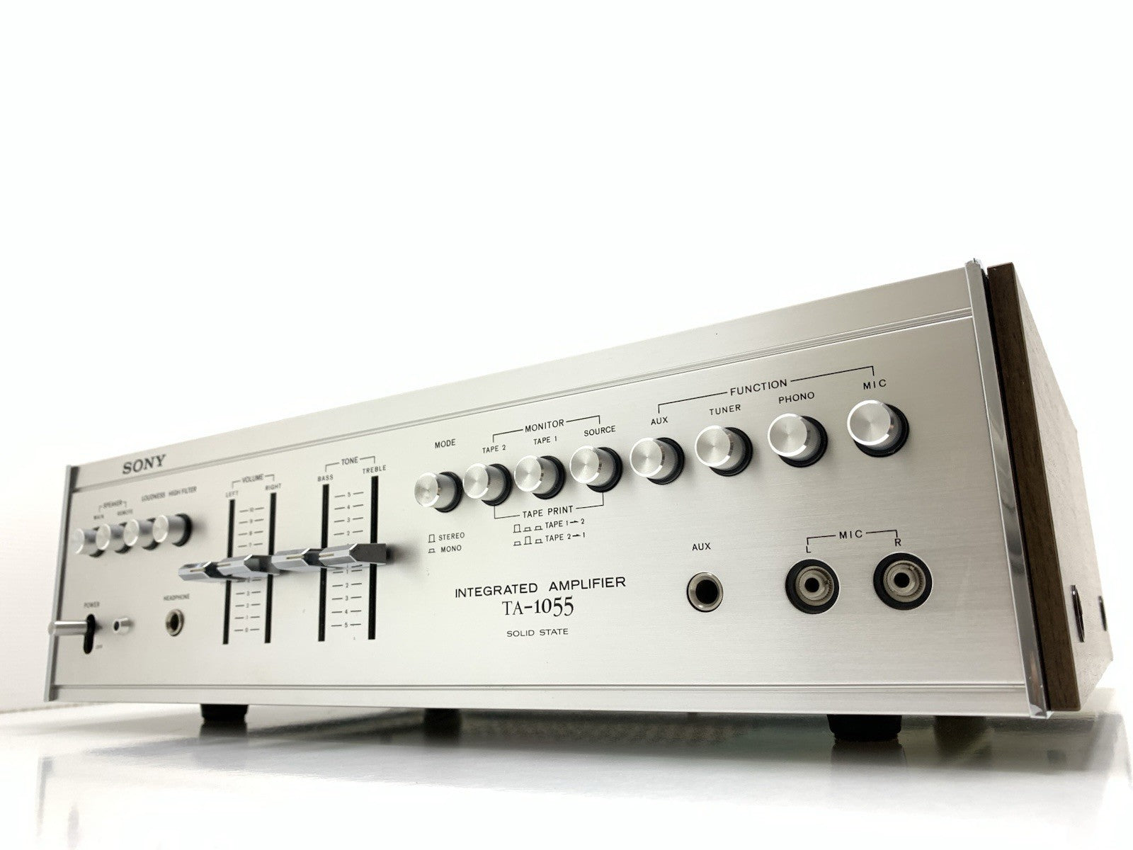 SONY TA 1055 Integrated Stereo Amplifier 23+23 W RMS Vintage 1973 WORK Good Look
